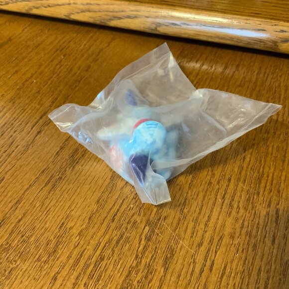 WADE RED ROSE MINI TEAPOT - PLANE - NEW IN PACKAGING - Picture 3 of 5